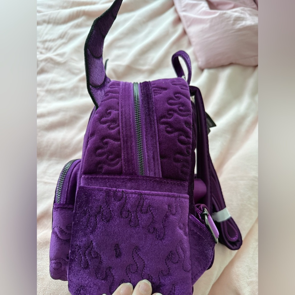 Loungefly Disney’s Maleficent backpack - Picture 2 of 4